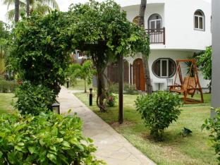 gold beach resort