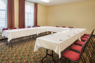Country Inn & Suites By Radisson, Greenfield, In,Indiana>>Greenfield,3 star