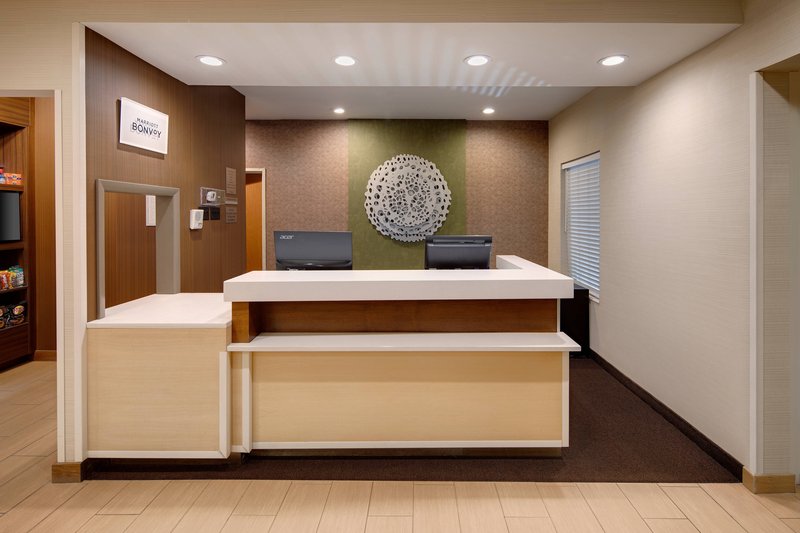 fairfield inn and suites by marriott indianapolis airport