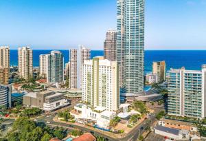 Voco Gold Coast By Ihg,31 Hamilton Avenue,5 star