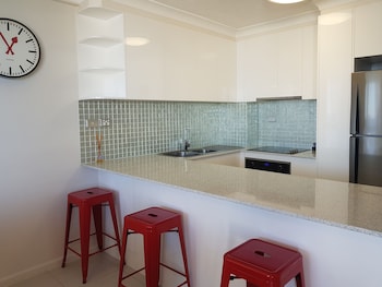 beachcomber surfers paradise