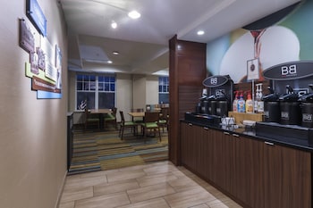 fairfield inn kansas city downtown union hill by marriott