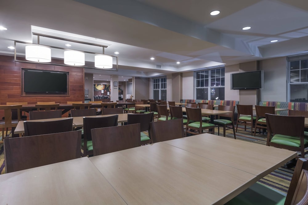 fairfield inn kansas city downtown union hill by marriott