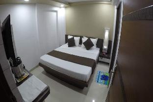 hotel ideal vadodara