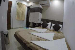 hotel ideal vadodara