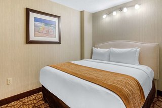 coastal hotel and suites virginia beach oceanfront