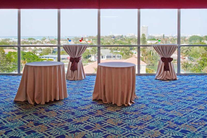 cirque st armands beachside