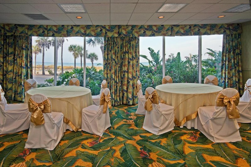 cirque st armands beachside