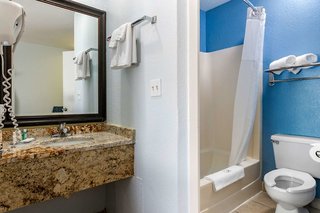 quality inn sarasota north near lido key beach
