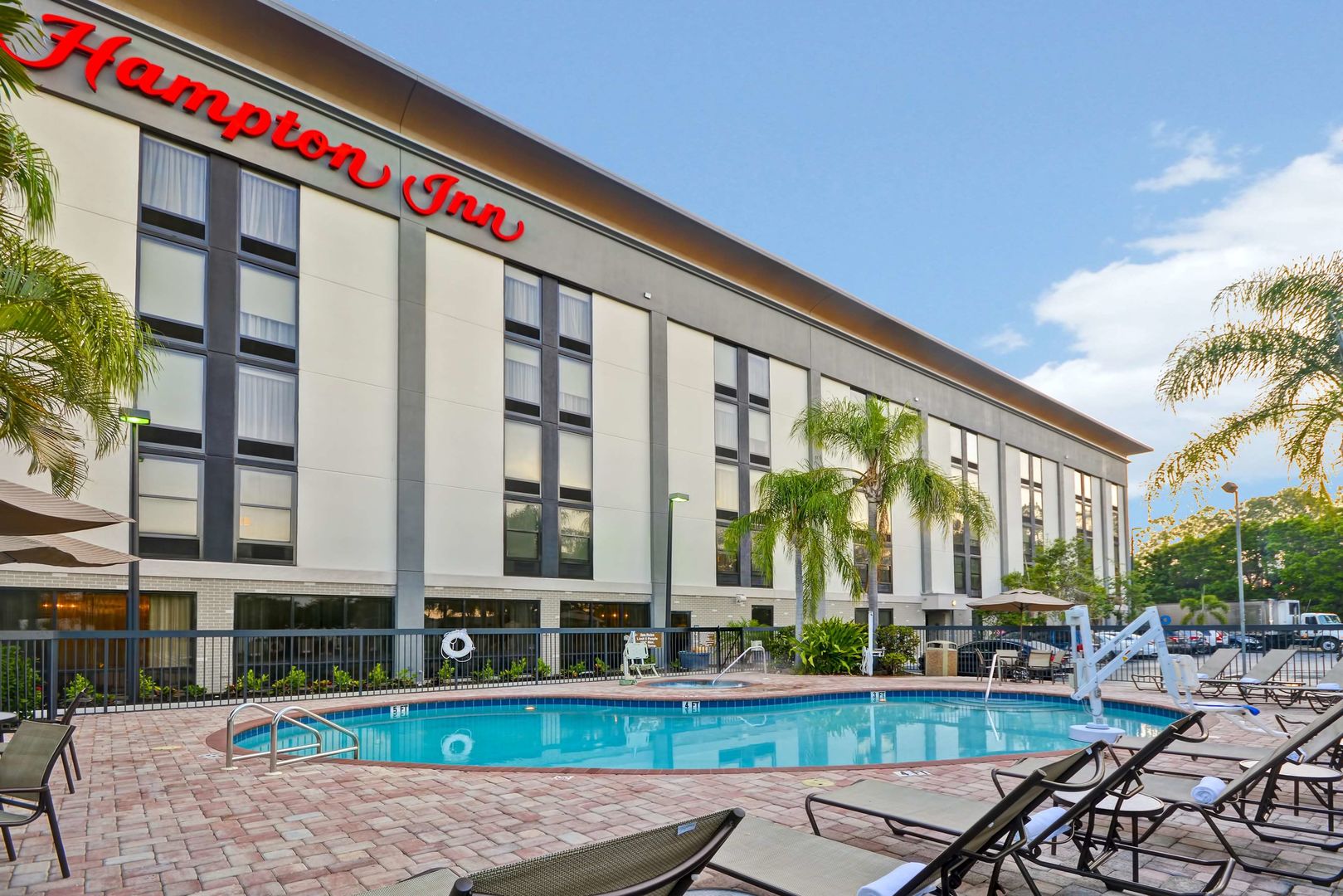 hampton inn sarasota i 75 bee ridge