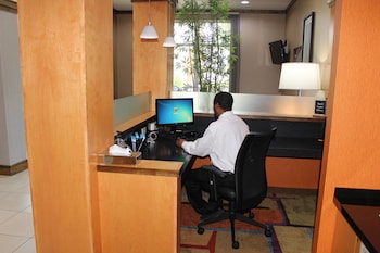 fairfield inn and suites by marriott kansas city liberty
