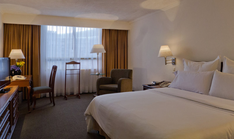 fiesta americana reforma