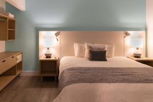 Pelican Bay Resort At Lucaya,Near Port Lucaya Marketplace,4 star