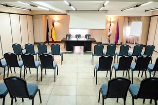 hotel sercotel cuatro postes