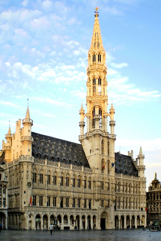 ibis brussels off grand place