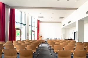Greet Hotel Darmstadt,Frankfurt>>Darmstadt,4 star