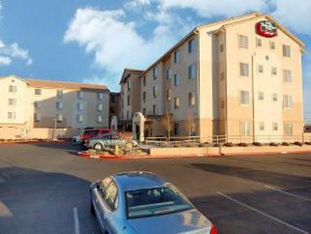 towneplace suites abq airport