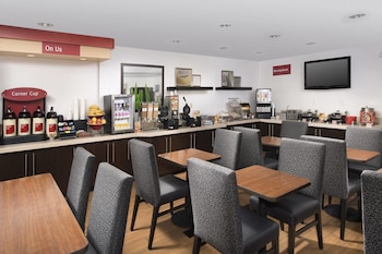 towneplace suites abq airport