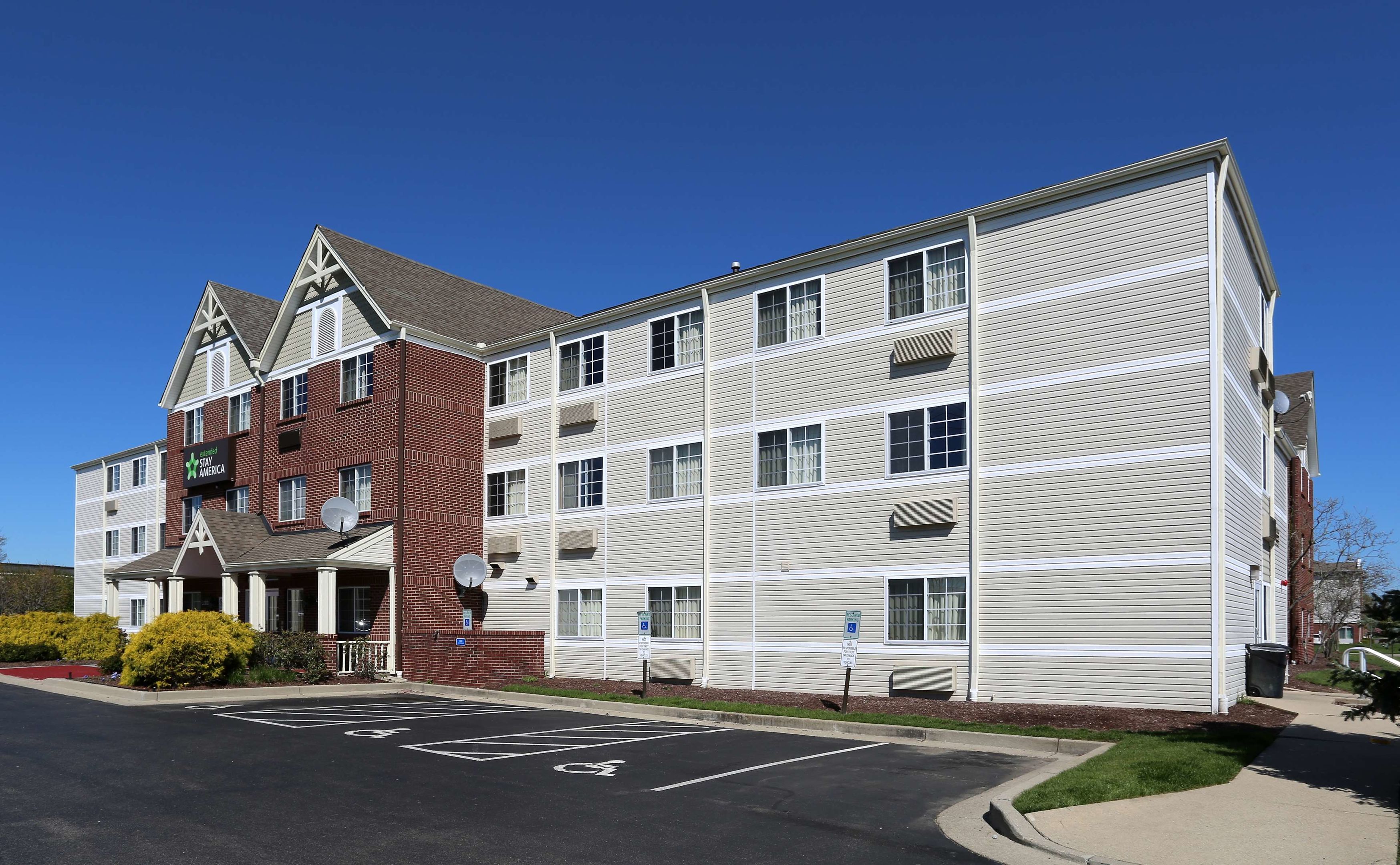 extended stay america suites cincinnati blue ash reed hartma