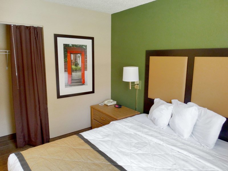 extended stay america suites cincinnati blue ash reed hartma