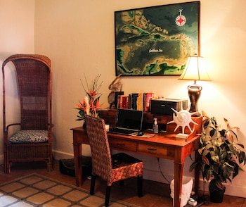 Mafolie Hotel,Lindbergh Bay>>Charlotte Amalie,3 star