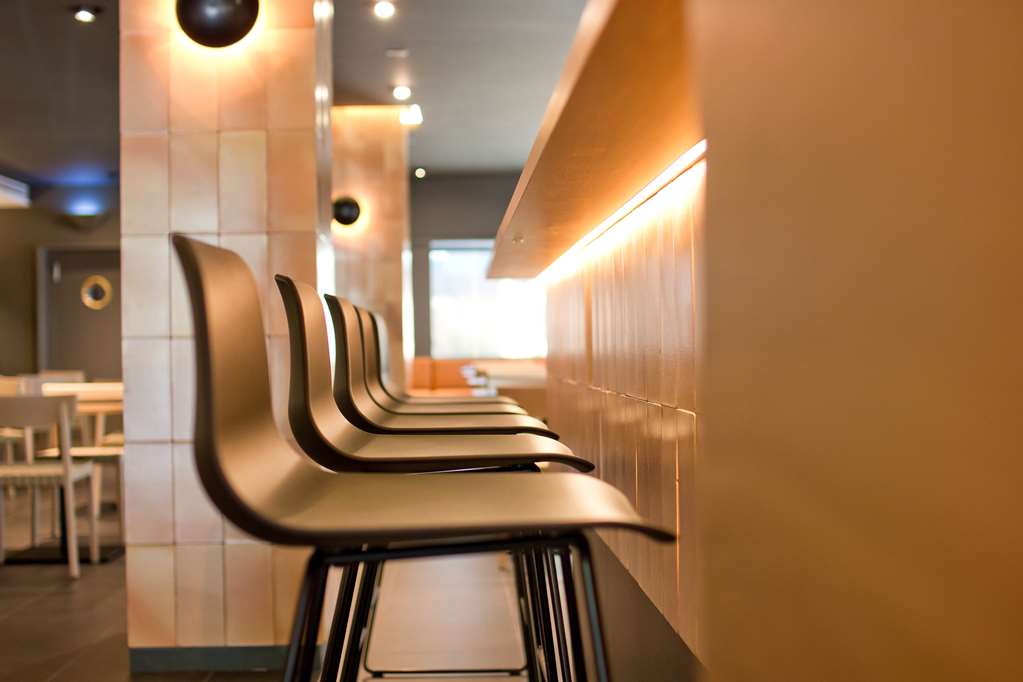 aparthotel atenea valles