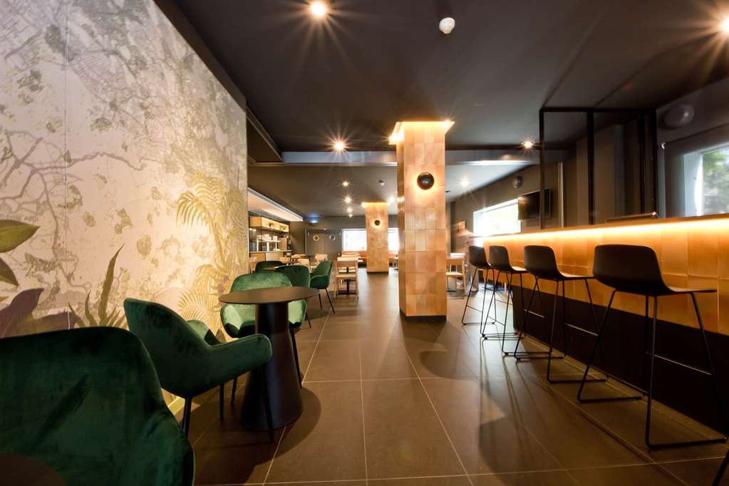 aparthotel atenea valles