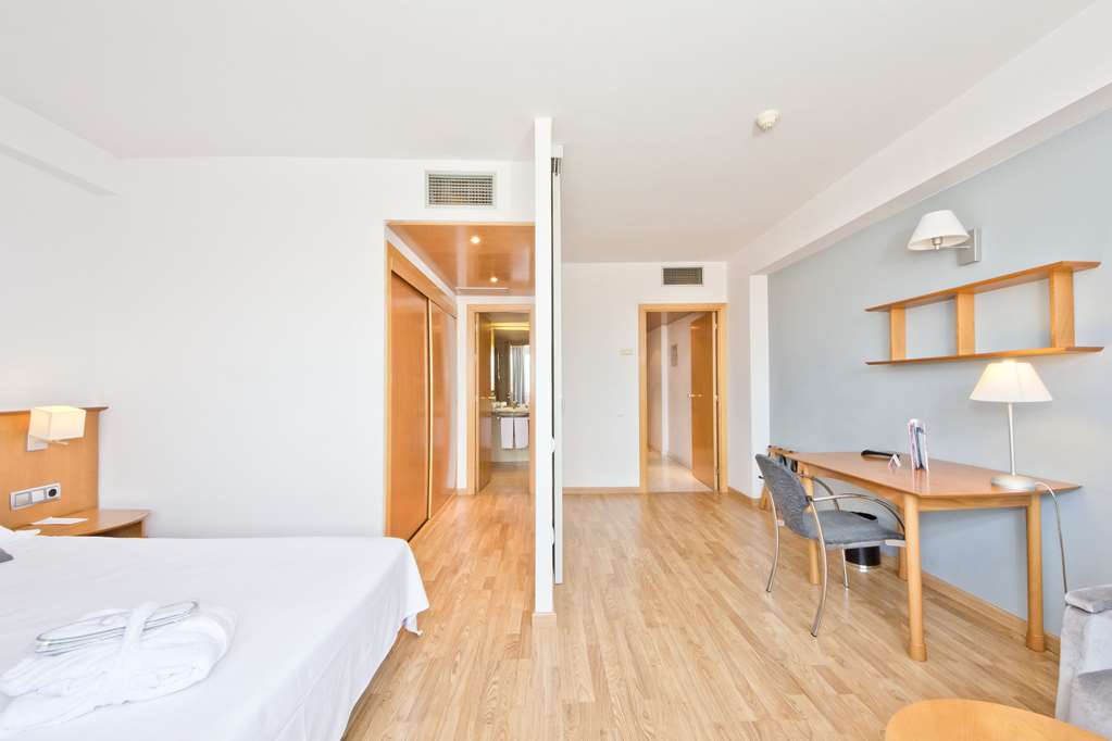 aparthotel atenea valles