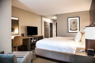 the inn at riverwalk