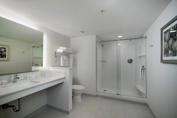 fairfield inn and suites fort worth downtown convention center