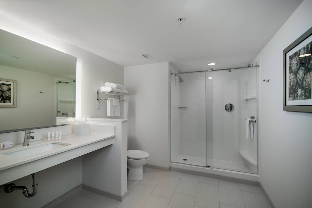 fairfield inn and suites fort worth downtown convention center