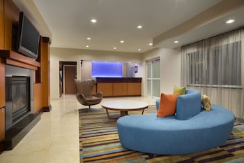 fairfield inn and suites fort worth university drive