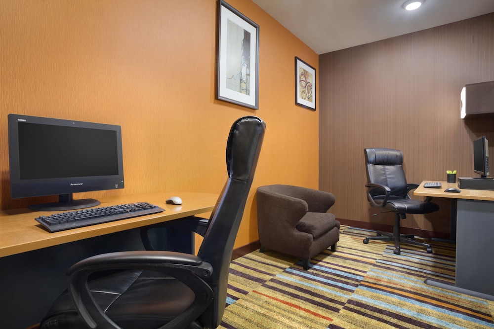 fairfield inn and suites fort worth university drive