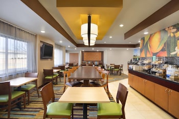 fairfield inn and suites fort worth university drive
