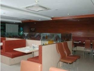 hotel sri sai regency