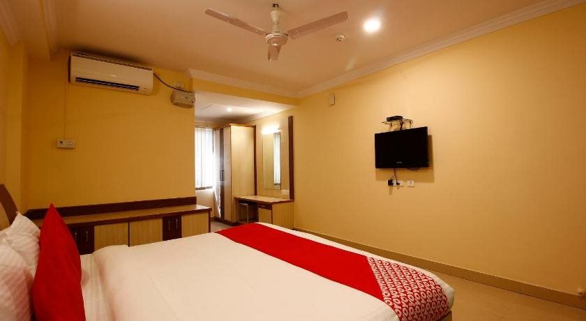 hotel sri sai regency