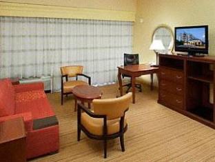 courtyard somerset by marriott