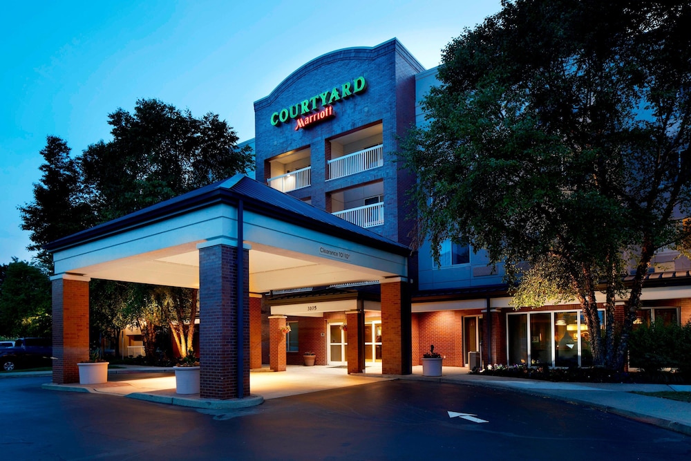 courtyard by marriott edison woodbridge
