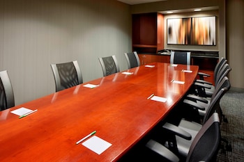 courtyard by marriott edison woodbridge