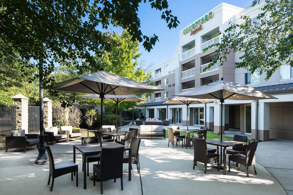 courtyard by marriott edison woodbridge
