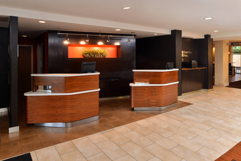 courtyard marriott laredo