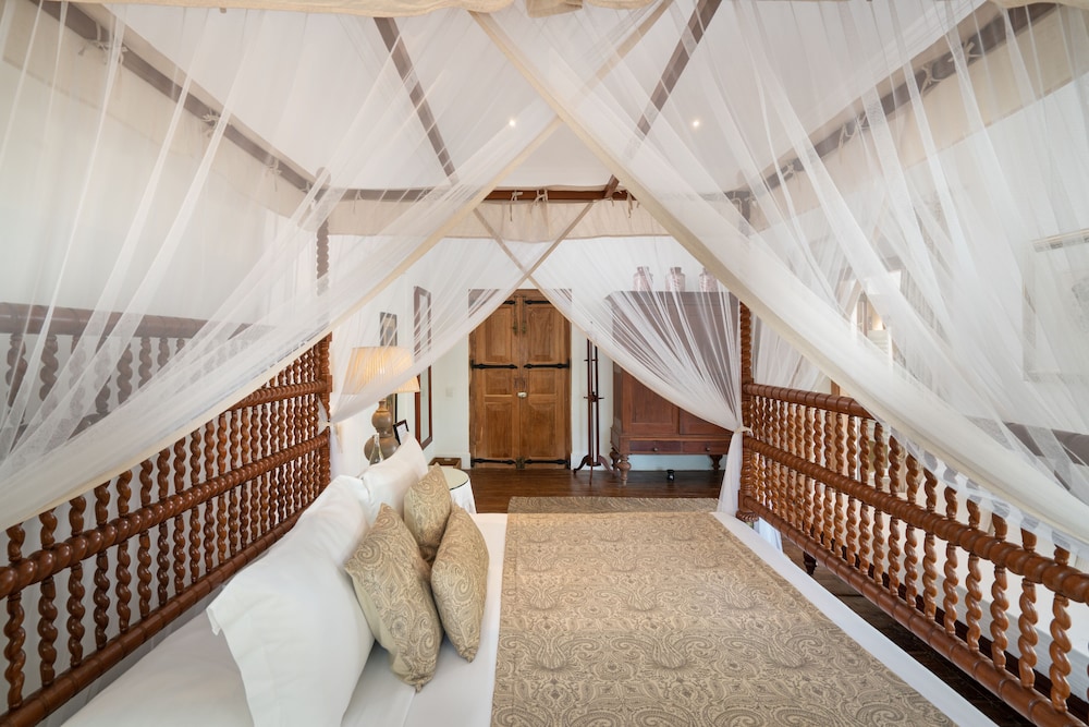 taru villas rampart street galle fort