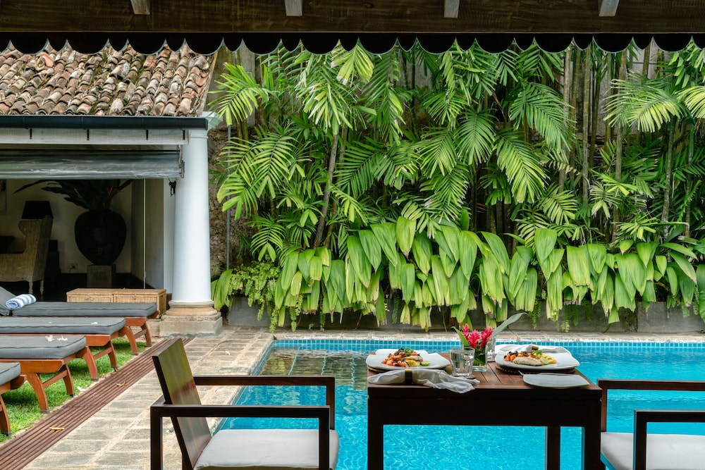 taru villas rampart street galle fort