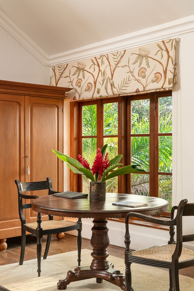 taru villas rampart street galle fort