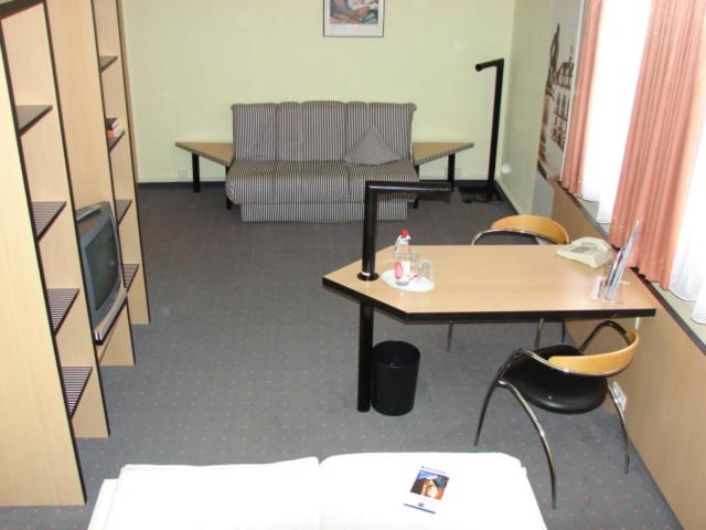 tryp by wyndham halle