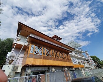 hotel sultan residency