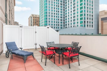 courtyard by marriott stamford downtown