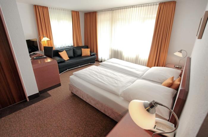 hotel flora stuttgart mohringen