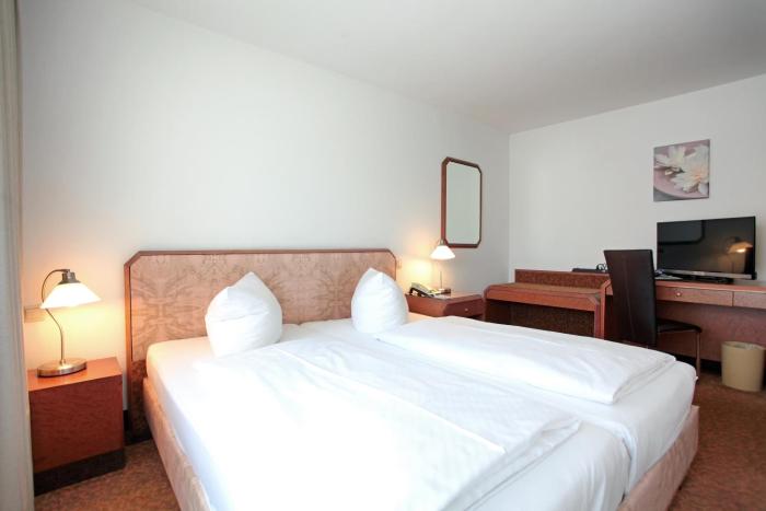 hotel flora stuttgart mohringen