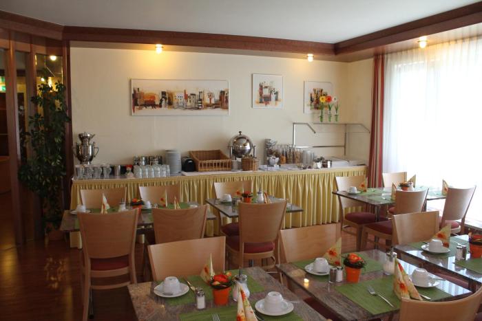 hotel flora stuttgart mohringen